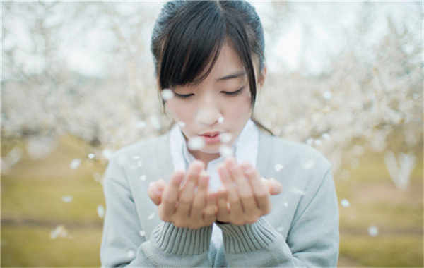 宜丰怀孕后验血多久可以知道男女(怀孕后多久可以验血检查出来)